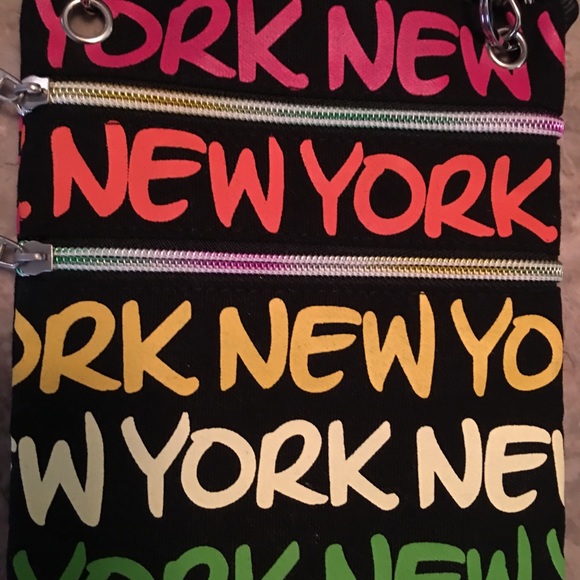 Robin Ruth Cross Body Bag - Picture 4 of 4